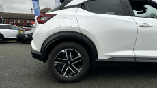 Nissan Juke 1.0 DiG-T N-Connecta 5dr DCT Petrol Hatchback